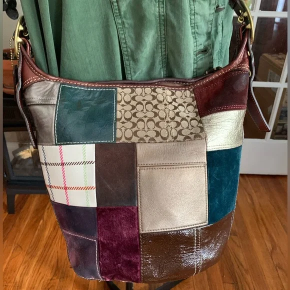 COACH Vintage Holiday patchwork Bleeker limited crossbody bag 11356 - Picture 9 of 16